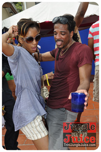 am_premium_2013-117