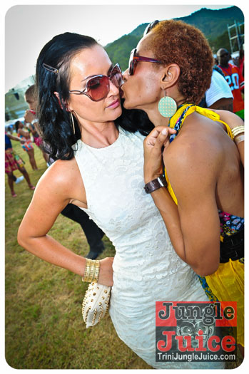 beach_house_carnival_2013_part2-017