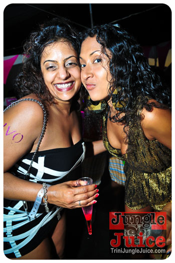beach_house_carnival_2013_part2-109