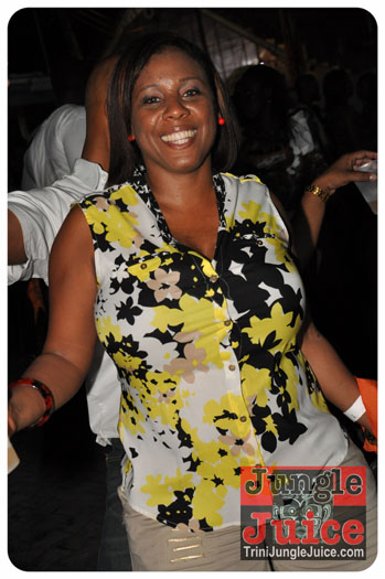 different_2013-002