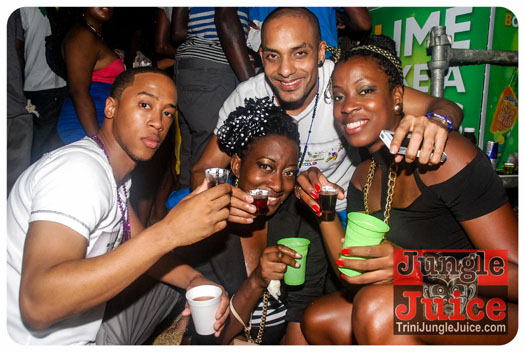 trust_2013-063