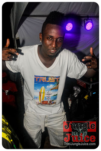 trust_2013-070