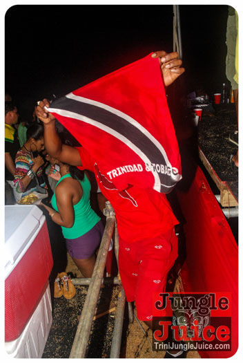 trust_2013-090