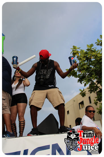 cayman_carnival_2014_part4-082