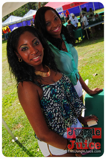 2_friends_2014-002