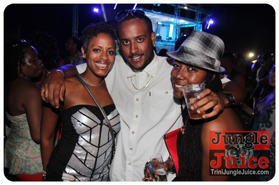 beach_house_carnival_2014-175